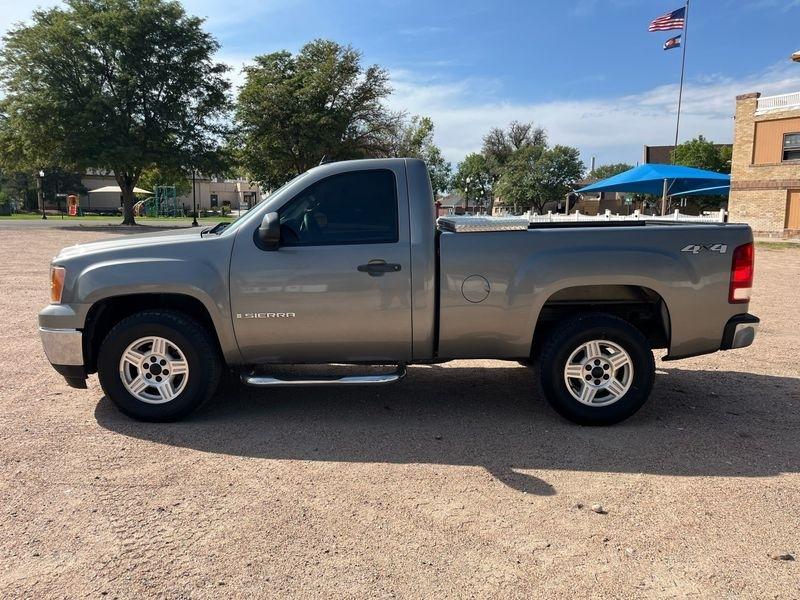 GMC Sierra 1500 4WD Reg Cab 119.0" Work Truck 2008