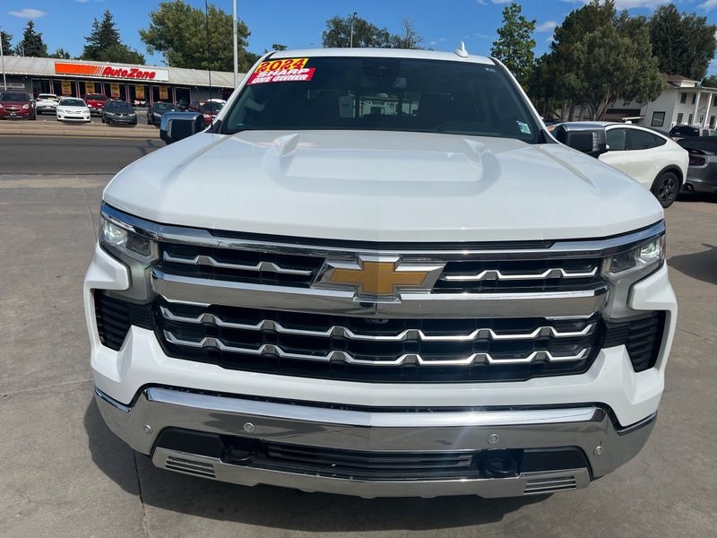 Chevrolet Silverado 1500 4WD Crew Cab 147" LTZ 2024