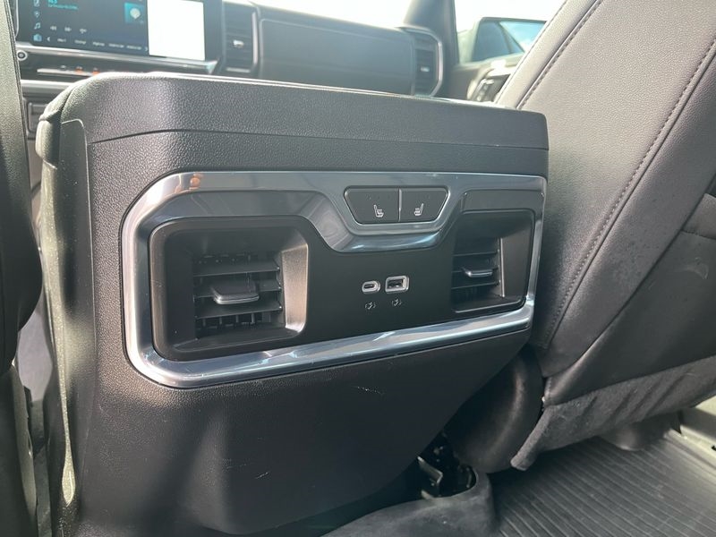 Chevrolet Silverado 1500 4WD Crew Cab 147" LTZ 2024