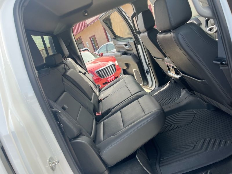 Chevrolet Silverado 1500 4WD Crew Cab 147" LTZ 2024