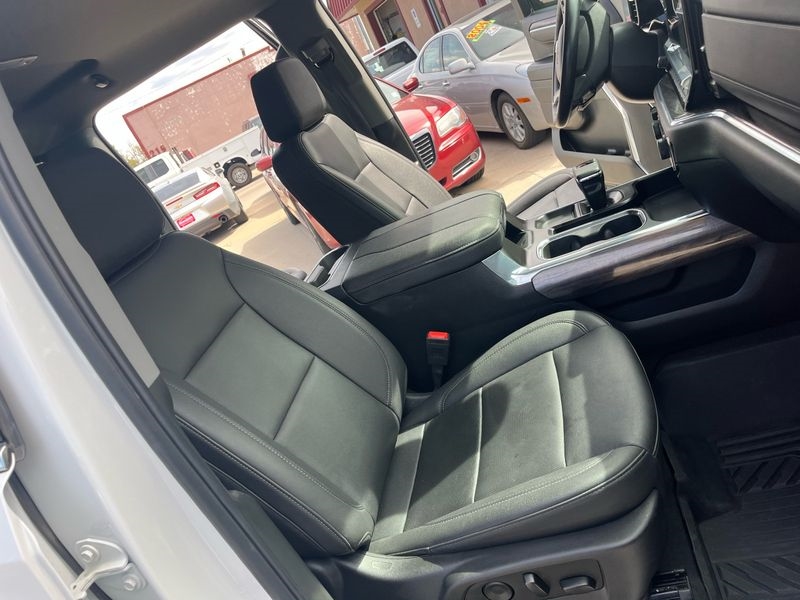 Chevrolet Silverado 1500 4WD Crew Cab 147" LTZ 2024