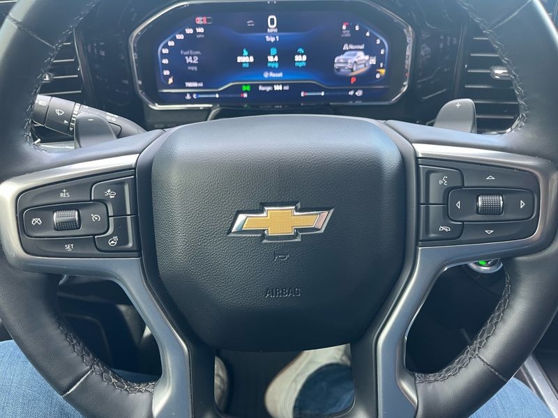 Chevrolet Silverado 1500 4WD Crew Cab 147" LTZ 2024