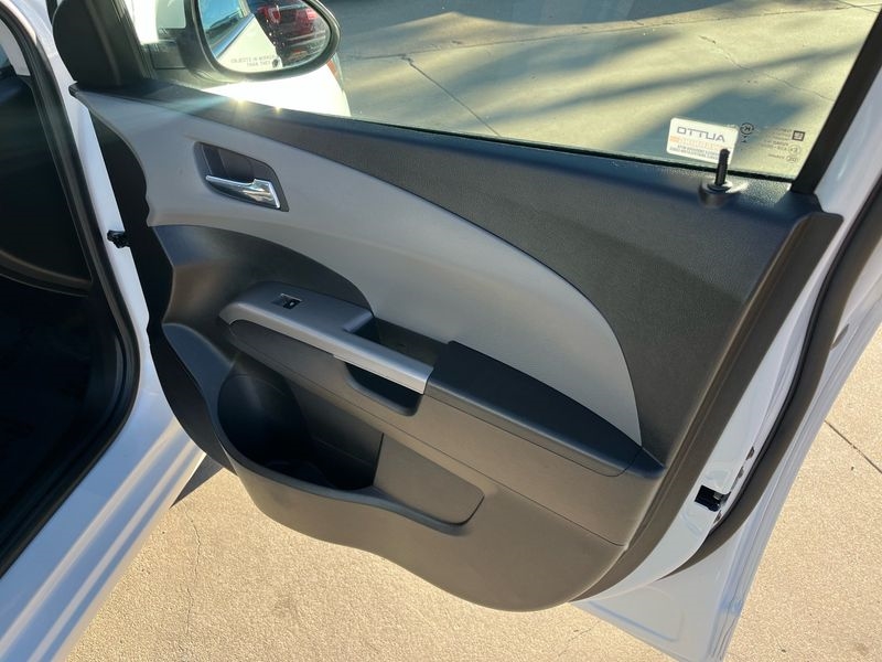 Chevrolet Sonic 4dr Sdn Auto Premier 2019