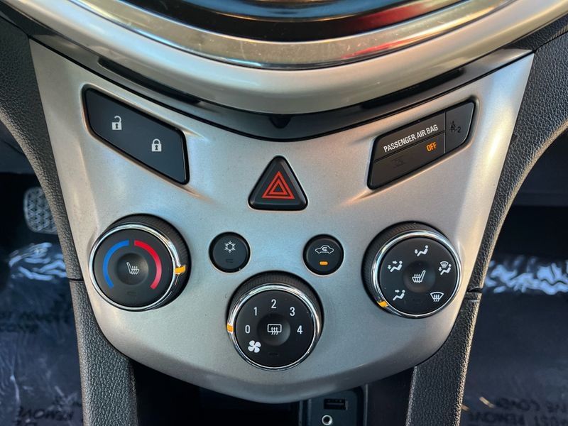 Chevrolet Sonic 4dr Sdn Auto Premier 2019