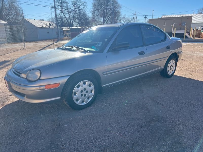 Dodge Neon 4dr Sdn Highline 1999