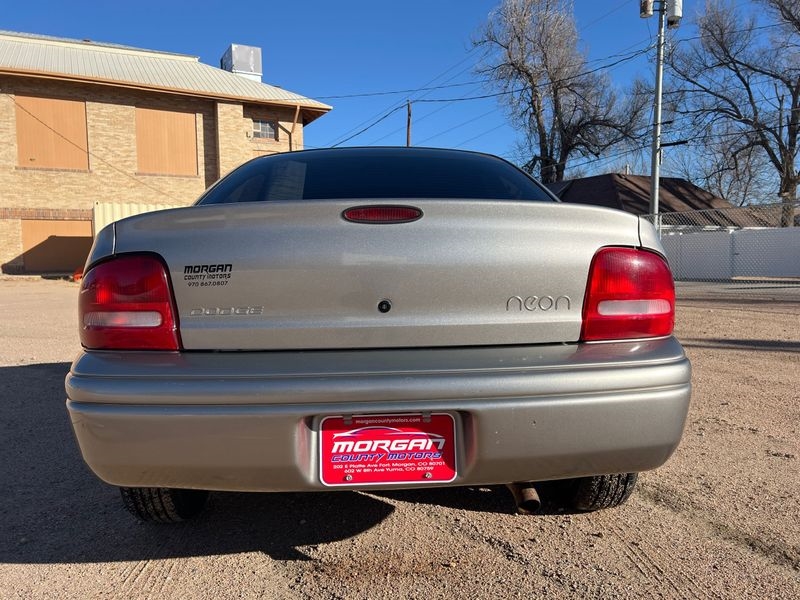 Dodge Neon 4dr Sdn Highline 1999