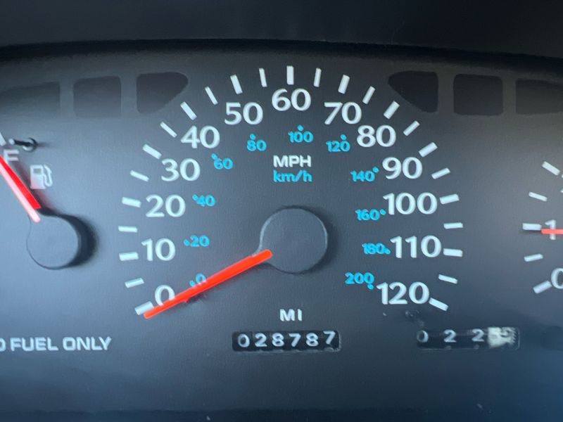 Dodge Neon 4dr Sdn Highline 1999