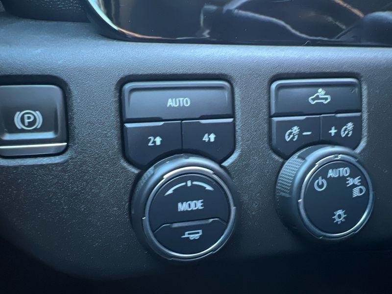 Chevrolet Silverado 1500 4WD Crew Cab 147" LT w/1LT 2023