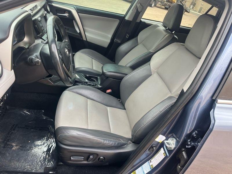 Toyota RAV4 AWD 4dr Limited (Natl) 2014