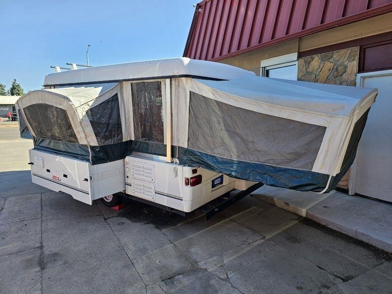 Fleetwood Bayside  2001