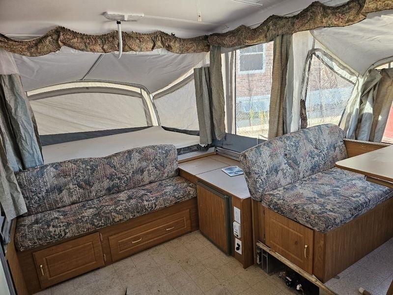 Fleetwood Bayside  2001