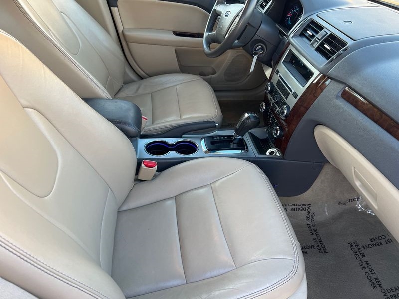 Ford Fusion 4dr Sdn SEL AWD 2012