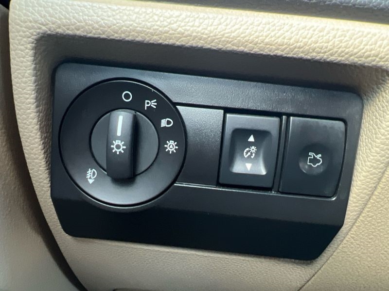 Ford Fusion 4dr Sdn SEL AWD 2012