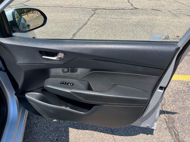 Hyundai Accent SE Sedan Manual 2020