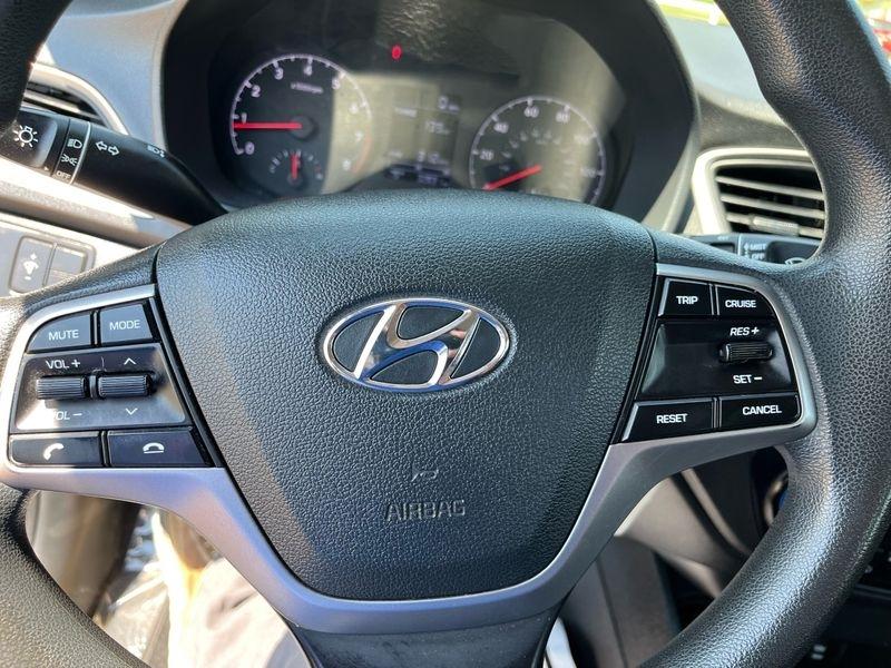 Hyundai Accent SE Sedan Manual 2020