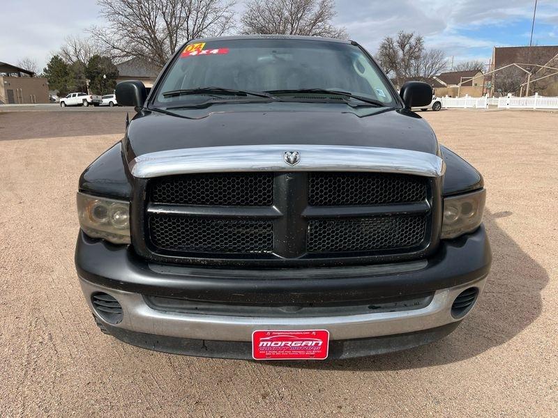 Dodge Ram 1500 4dr Quad Cab 140.5" WB 4WD SLT 2004