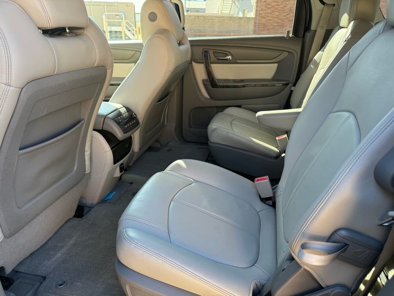 GMC Acadia AWD 4dr SLT w/SLT-1 2015