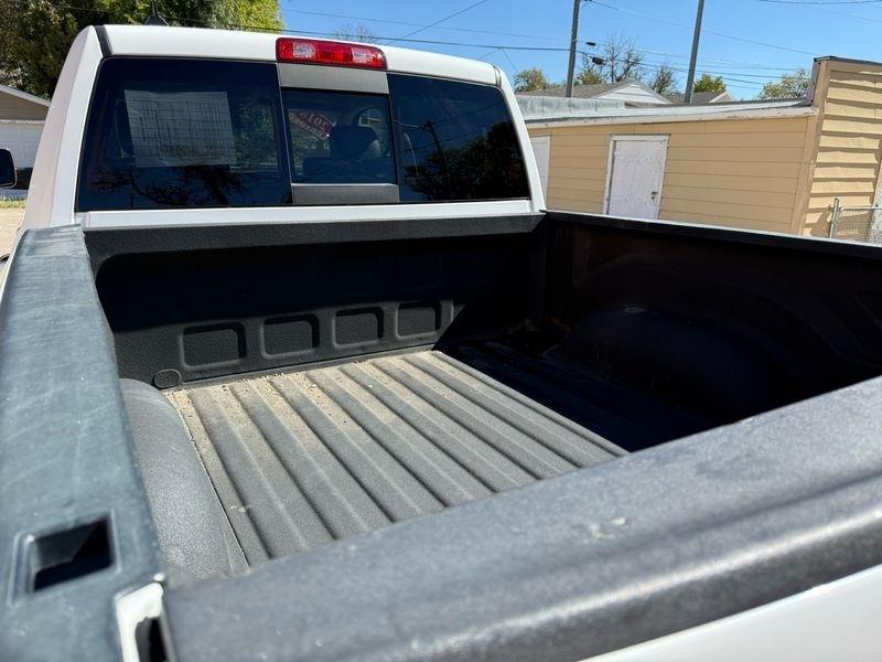 RAM 1500 Laramie 4x4 Crew Cab 5'7" Box 2018