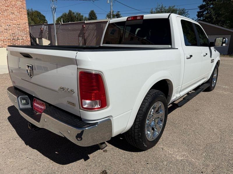 RAM 1500 Laramie 4x4 Crew Cab 5'7" Box 2018