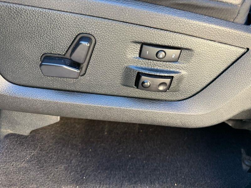 RAM 1500 Laramie 4x4 Crew Cab 5'7" Box 2018