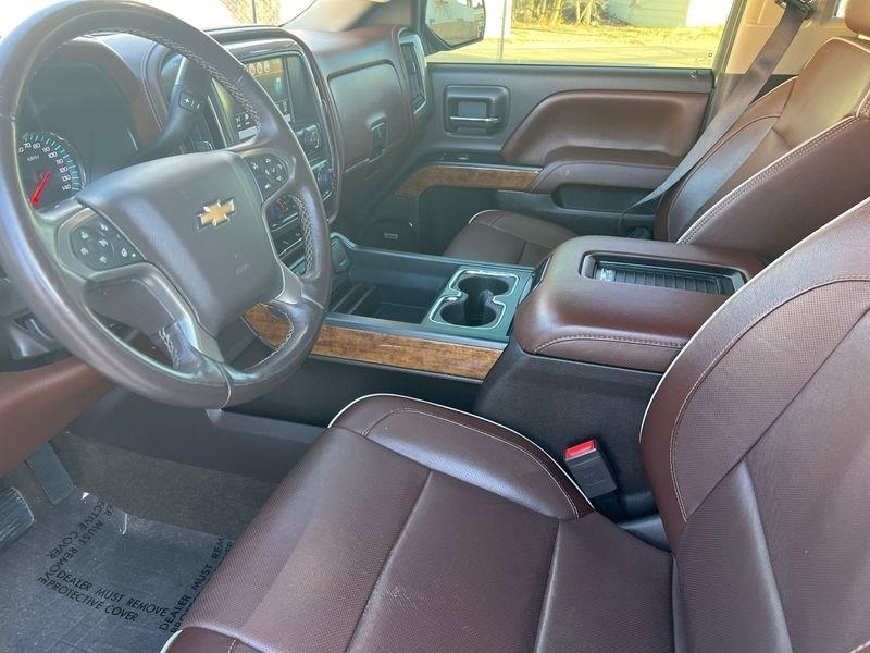 Chevrolet Silverado 1500 4WD Crew Cab 153.0" High Country 2017