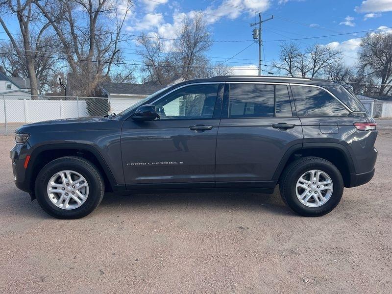 Jeep Grand Cherokee Laredo 4x4 2023