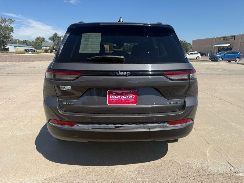 Jeep Grand Cherokee Laredo 4x4 2023