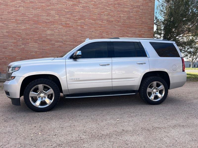 Chevrolet Tahoe 4WD 4dr Premier 2017