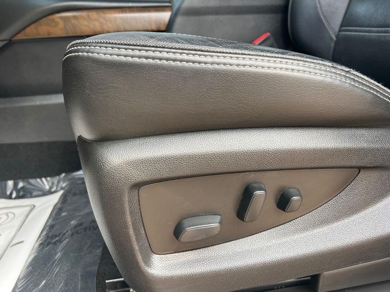 GMC Yukon 4WD 4dr Denali 2018