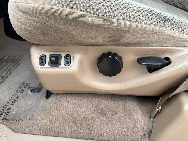 Ford F-150 Supercab 139" 4WD Lariat 1999