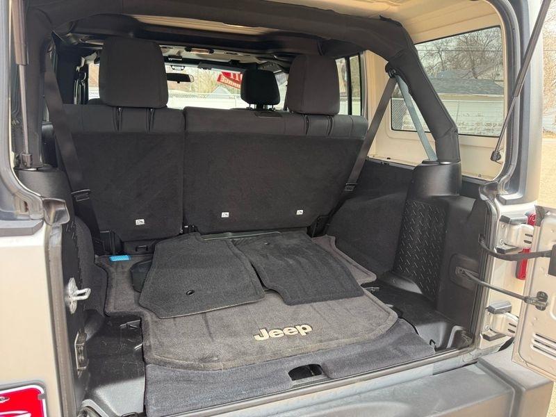 Jeep Wrangler Unlimited 4WD 4dr Sport 2011