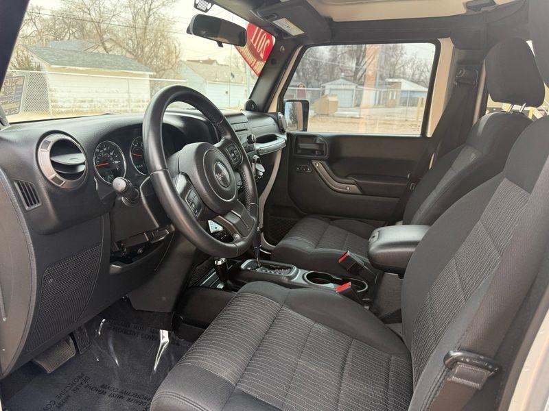 Jeep Wrangler Unlimited 4WD 4dr Sport 2011