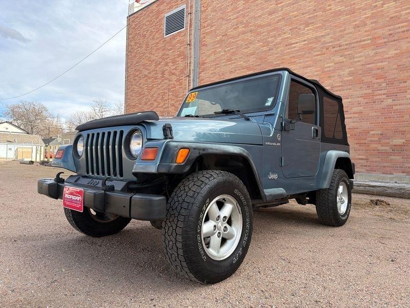 Jeep Wrangler 2dr SE 1999