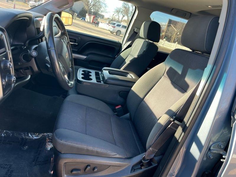 Chevrolet Silverado 1500 4WD Crew Cab 143.5" LT w/1LT 2015