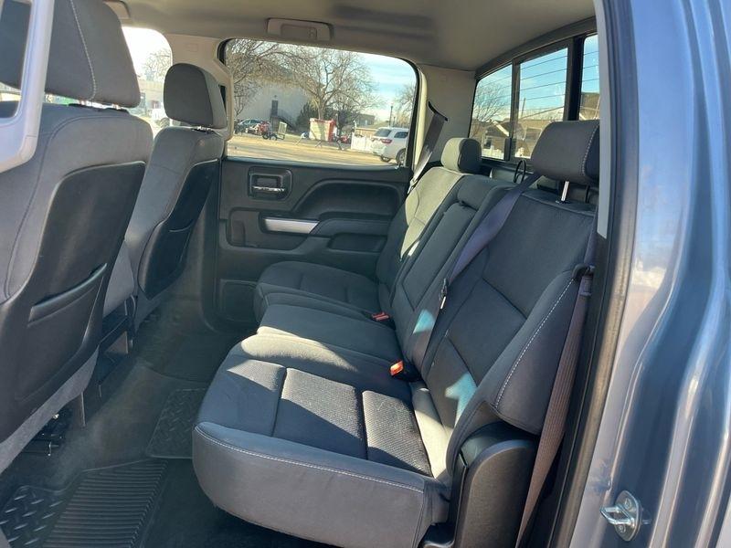 Chevrolet Silverado 1500 4WD Crew Cab 143.5" LT w/1LT 2015