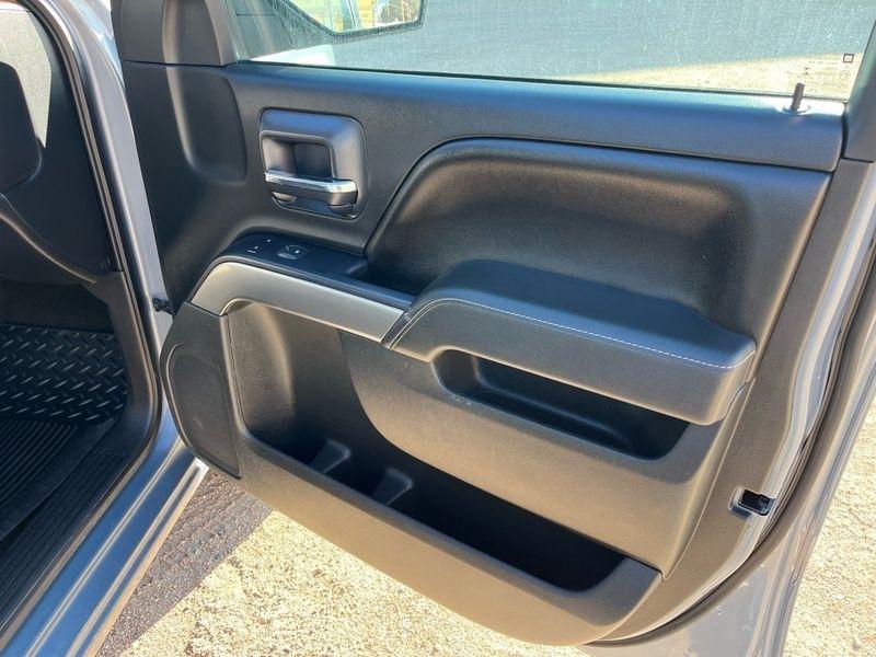 Chevrolet Silverado 1500 4WD Crew Cab 143.5" LT w/1LT 2015