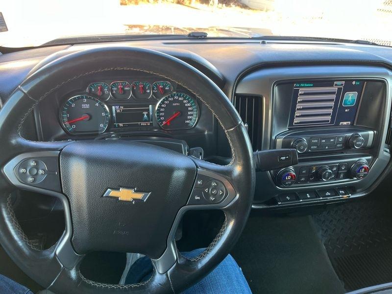 Chevrolet Silverado 1500 4WD Crew Cab 143.5" LT w/1LT 2015