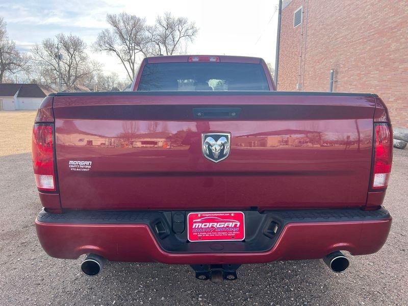 RAM 1500 2WD Quad Cab 140.5" Express 2014