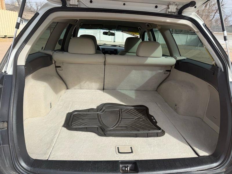 Subaru Outback 4dr H4 Auto 2.5i Special Edtn 2009