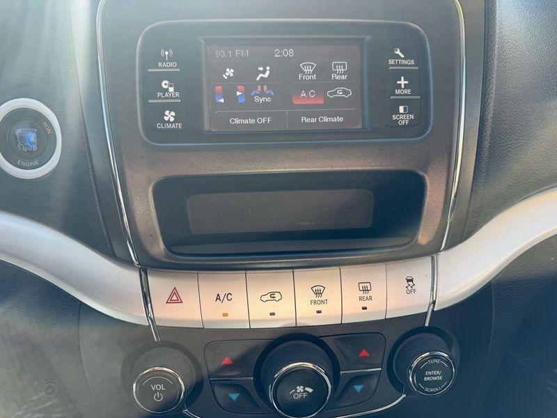 Dodge Journey AWD 4dr SXT 2012