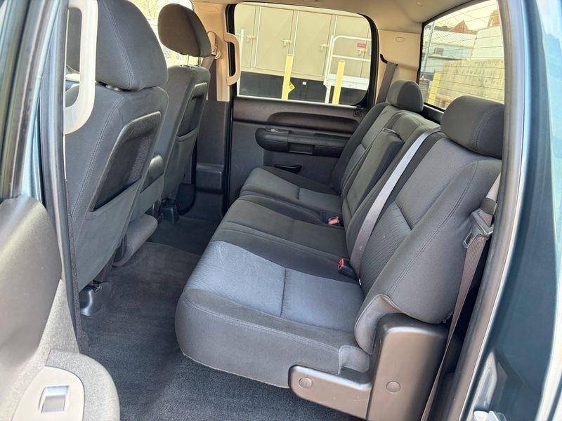 Chevrolet Silverado 1500 2WD Crew Cab 143.5" LS 2012