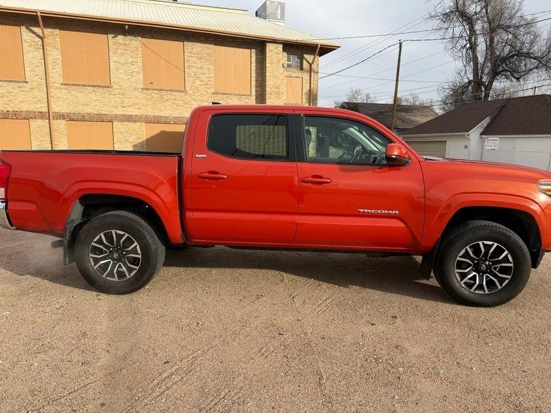 Toyota Tacoma 4WD Double Cab V6 MT TRD Off Road (Natl) 2016