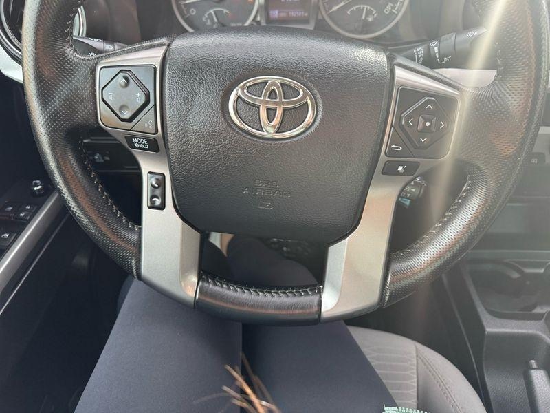 Toyota Tacoma 4WD Double Cab V6 MT TRD Off Road (Natl) 2016