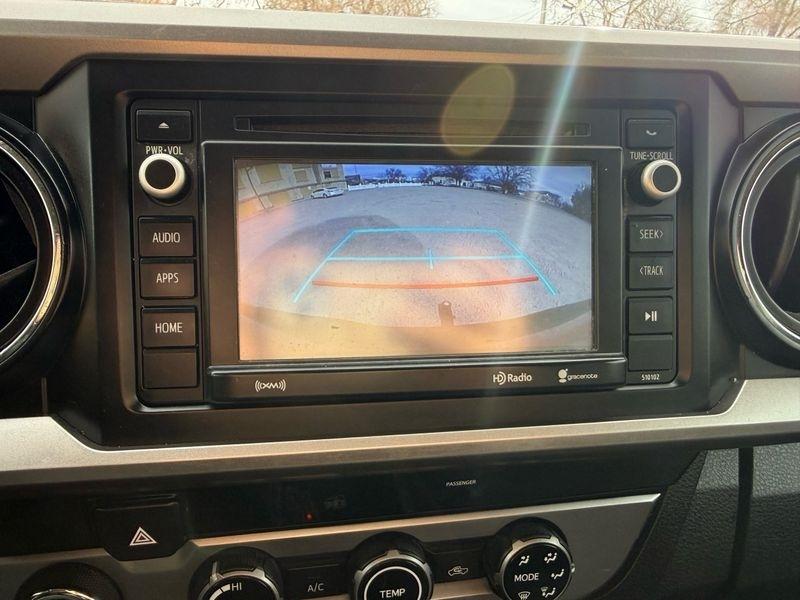 Toyota Tacoma 4WD Double Cab V6 MT TRD Off Road (Natl) 2016