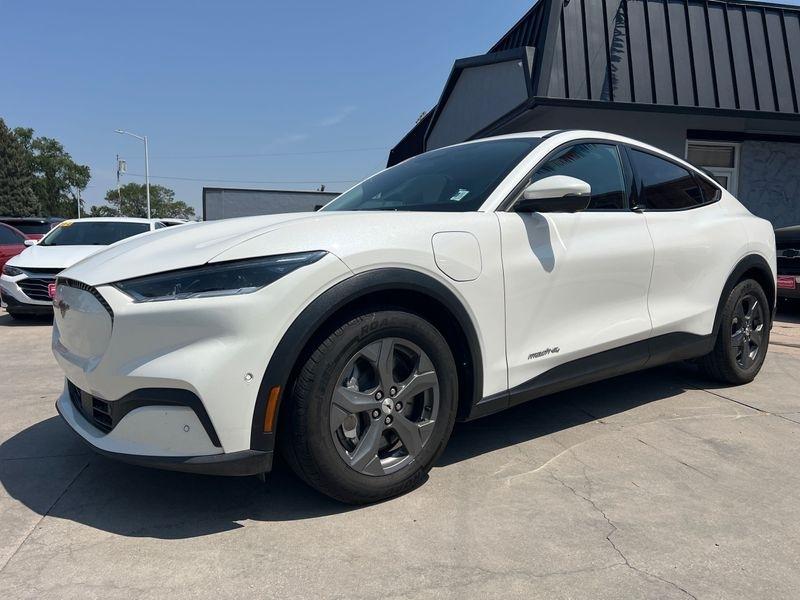 Ford Mustang Mach-E Select AWD 2021