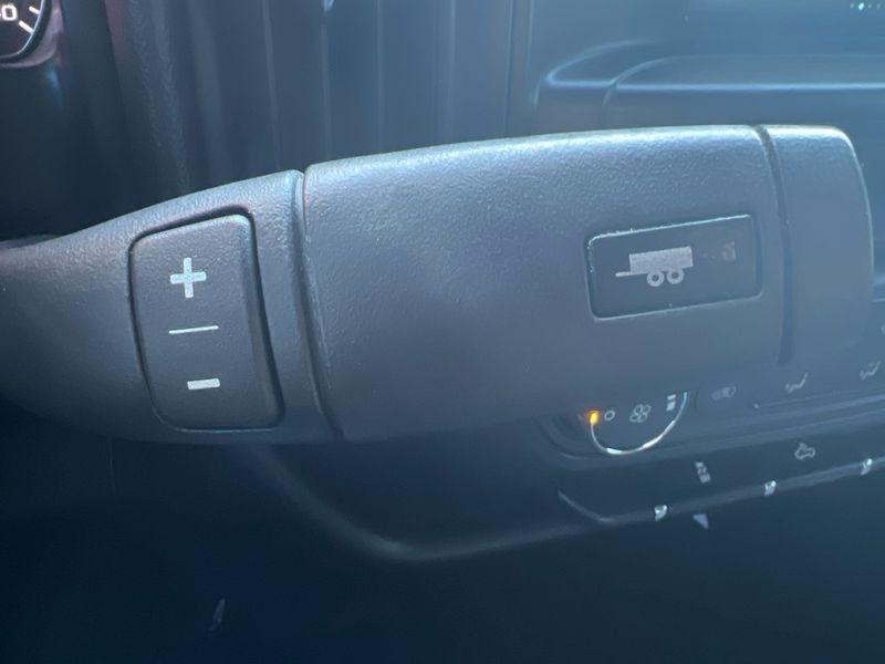 Chevrolet Silverado 1500 4WD Double Cab 143.5" Custom 2017