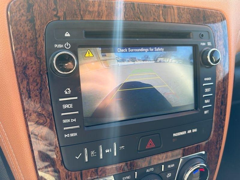 Chevrolet Traverse AWD 4dr LT w/2LT 2013