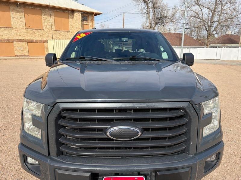 Ford F-150 4WD SuperCrew 145" Lariat 2016