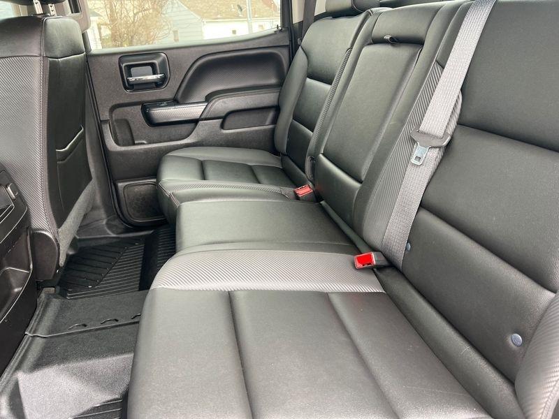 GMC Sierra 1500 4WD Crew Cab 143.5" SLT 2018