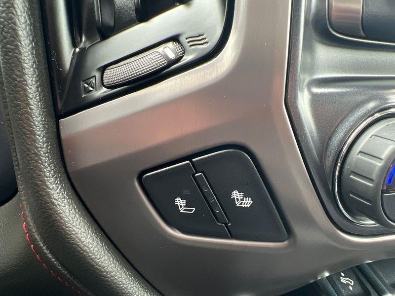 GMC Sierra 1500 4WD Crew Cab 143.5" SLT 2018